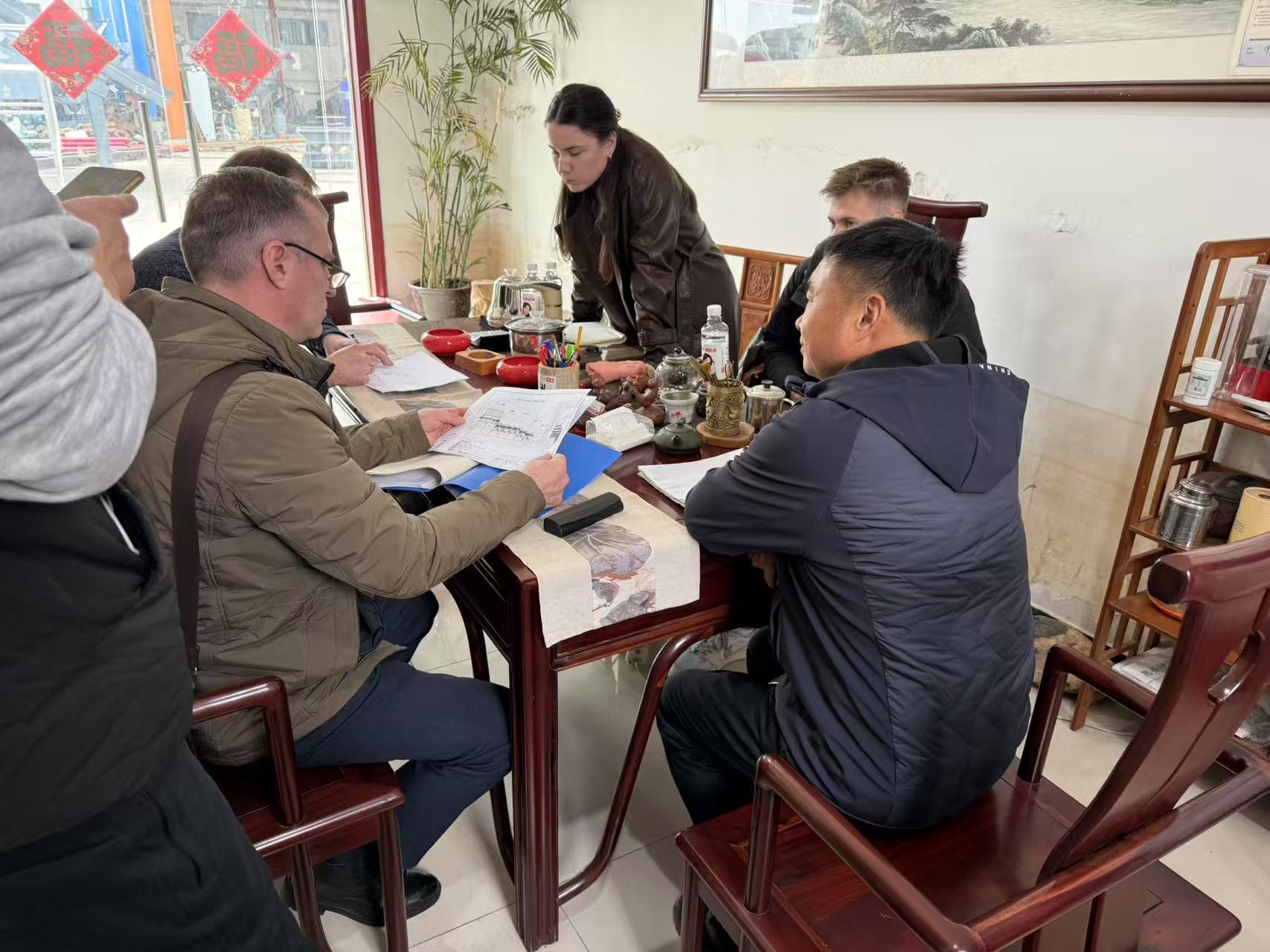 俄罗斯用户考察订购泥石分离机